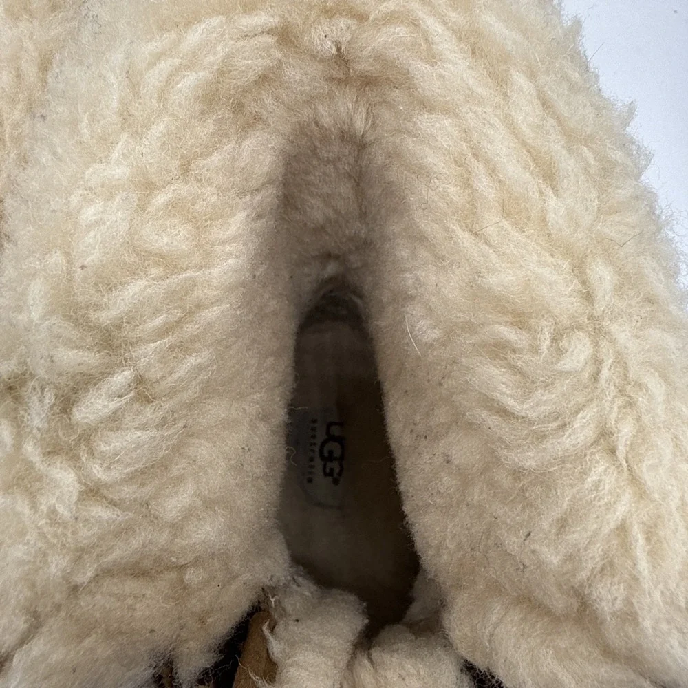 UGG Adirondack II Waterproof Leather Fur Snow Boots Size US 7 Women